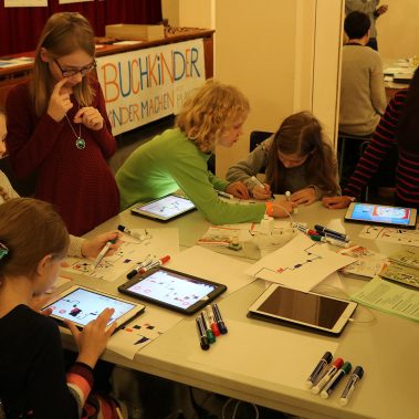 Mitmachangebot der Buchkinder beim Medienfestival